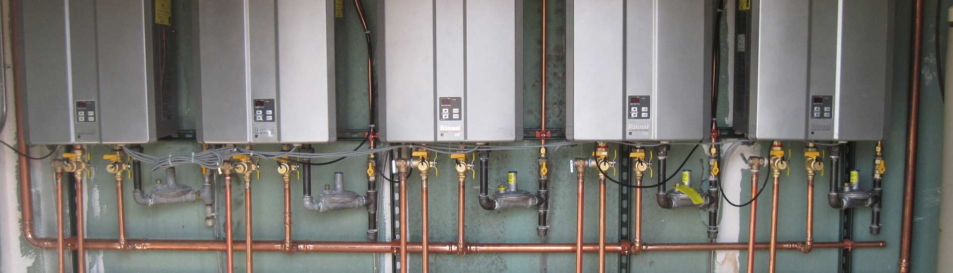 7 Highest Rated Commercial Tankless Water Heaters For Laundromat