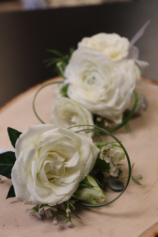 Home In Bloom Flowers & Gifts