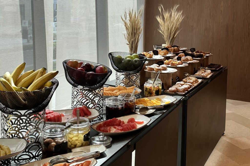 Gather your girlfriends and head for a pool day and breakfast buffet