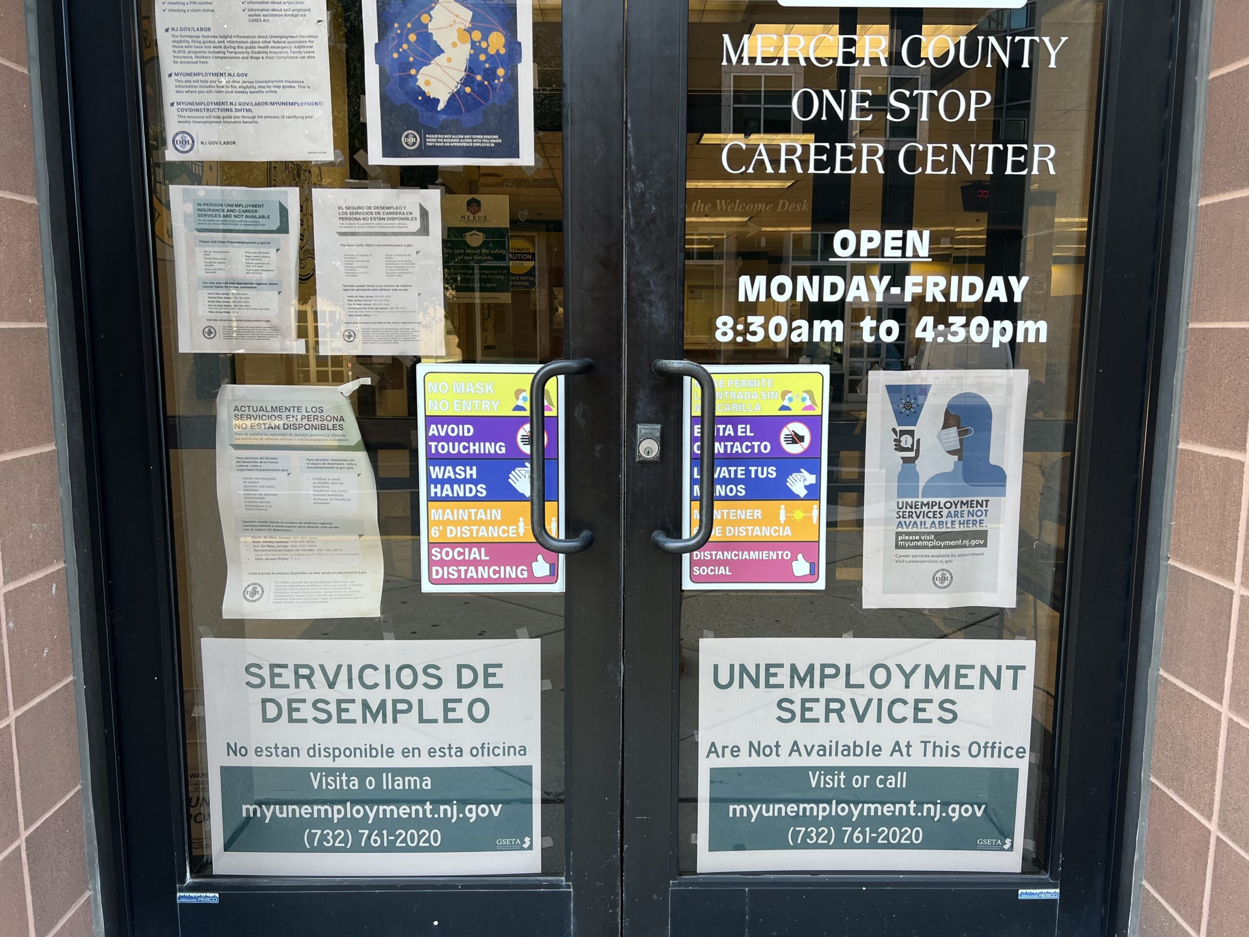 Lawmakers spar with labor commissioner over unemployment problems • New