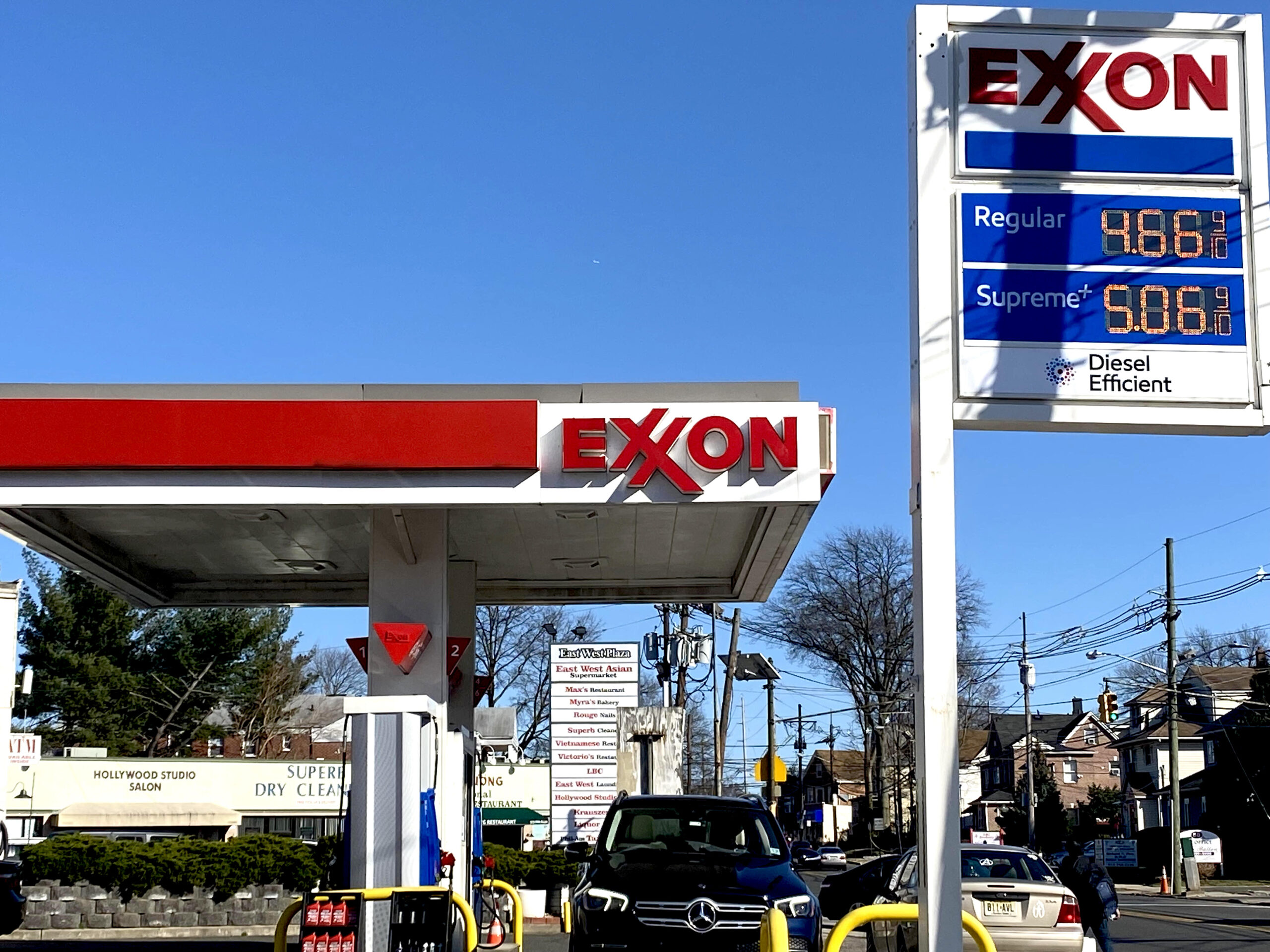 N.J. Senate president opposes pumpyourowngas bill • New Jersey Monitor
