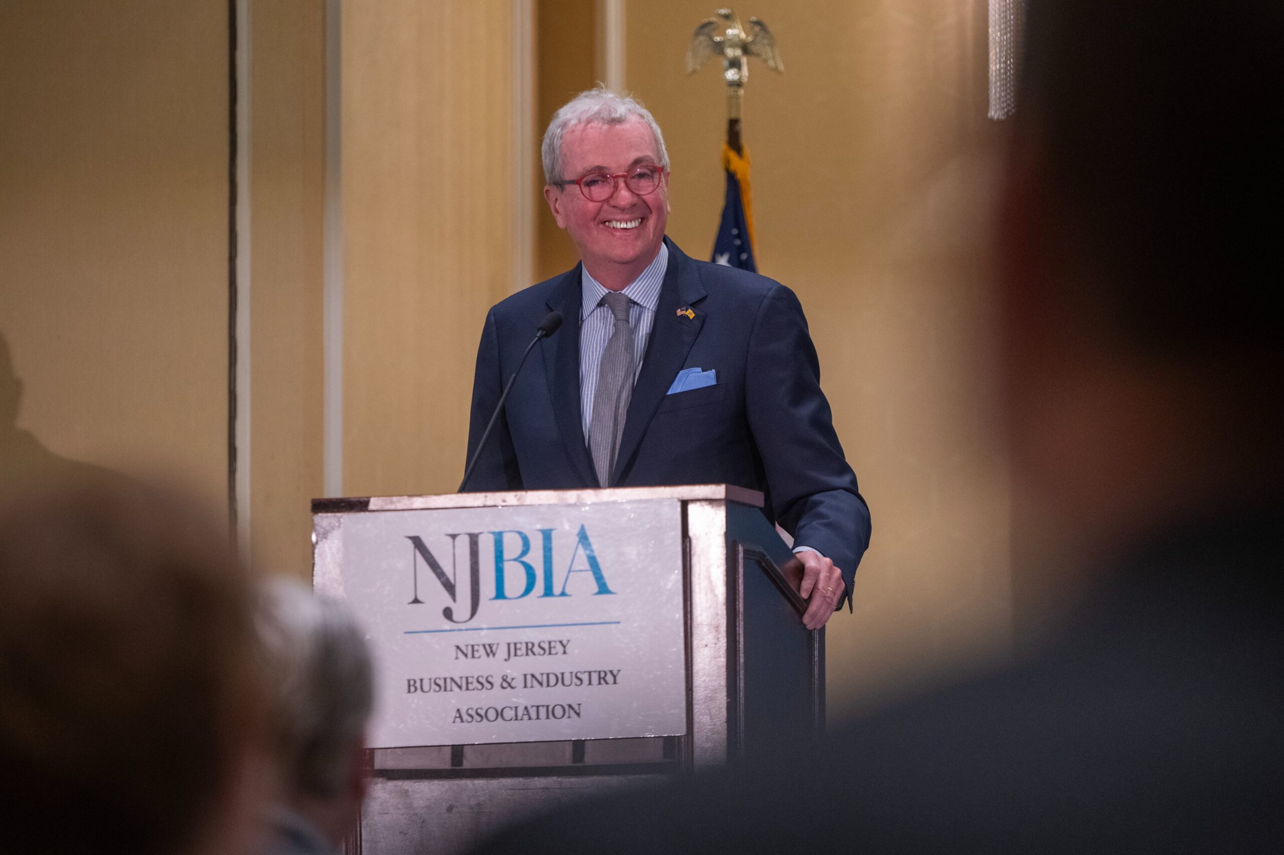 Top Democrats split with N.J. Senate president over extending business