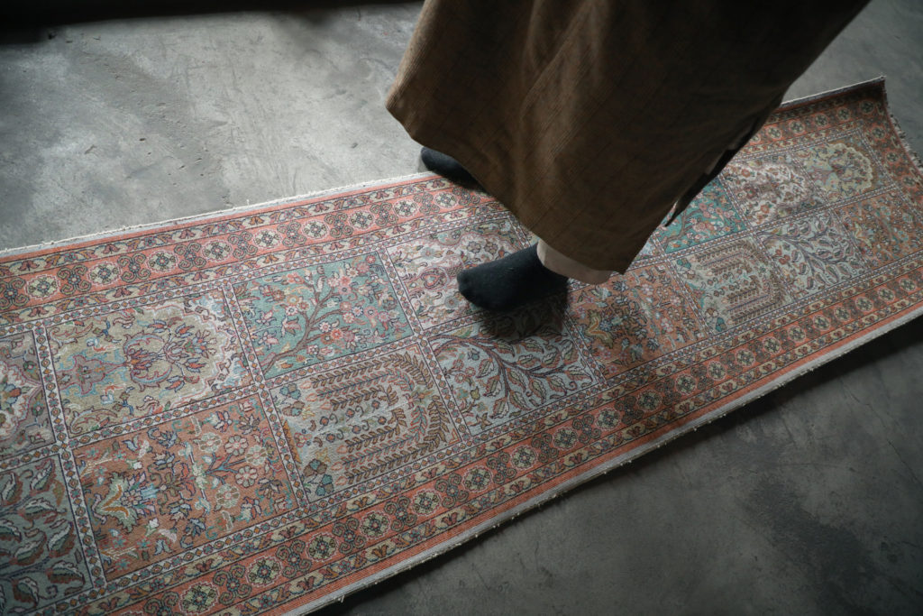 The Unraveling of Kashmir’s Handmade Carpet Industry New Lines Magazine