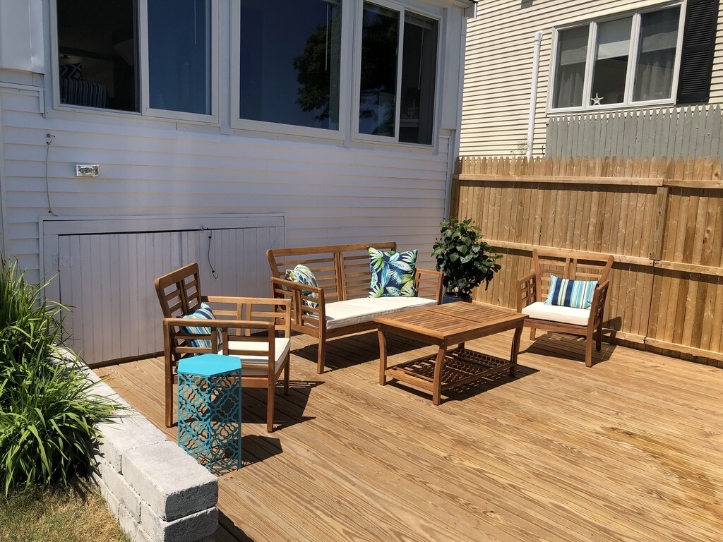 67 Cedar Ave, Portsmouth RI 02871 Newport RI Rentals