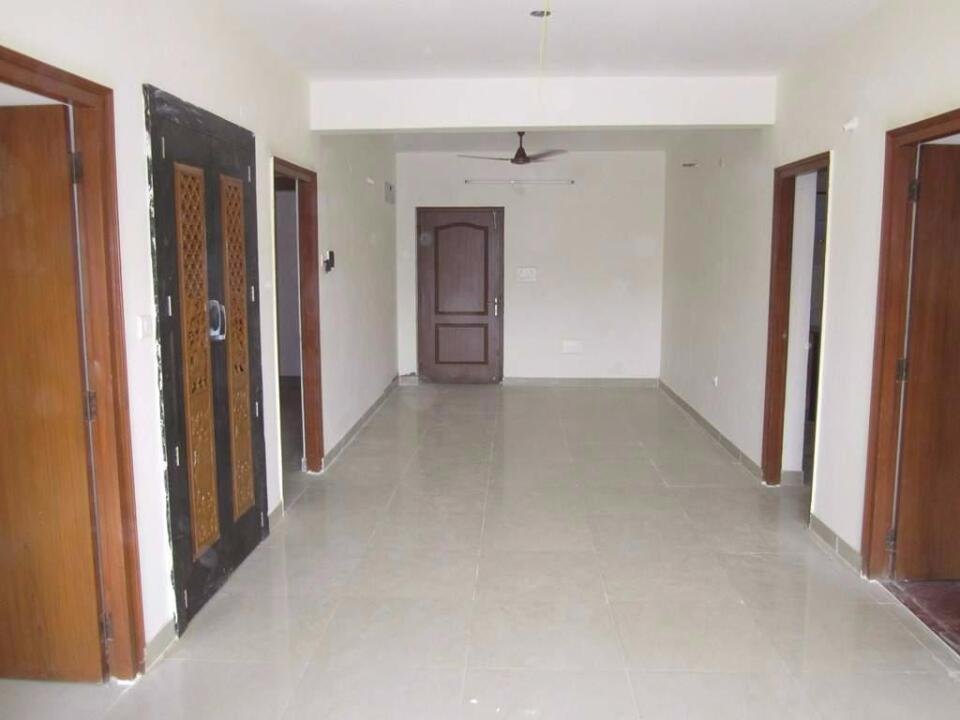 Theme Ambience Golf View Hyderabad, Nanakramguda Resale Price List