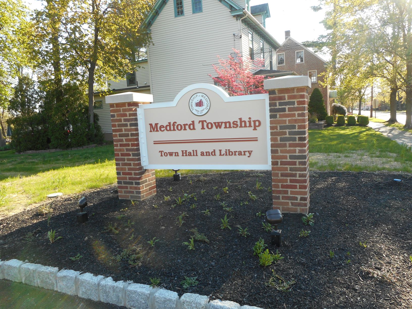 Medford New Town Hall & Library NEW ROAD Construction