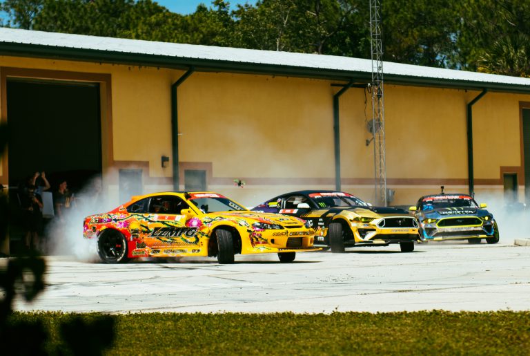 TEAM NEWS Vaughn, Chelsea, Adam LZ Shred 30Acre Compound! Formula DRIFT BLOG