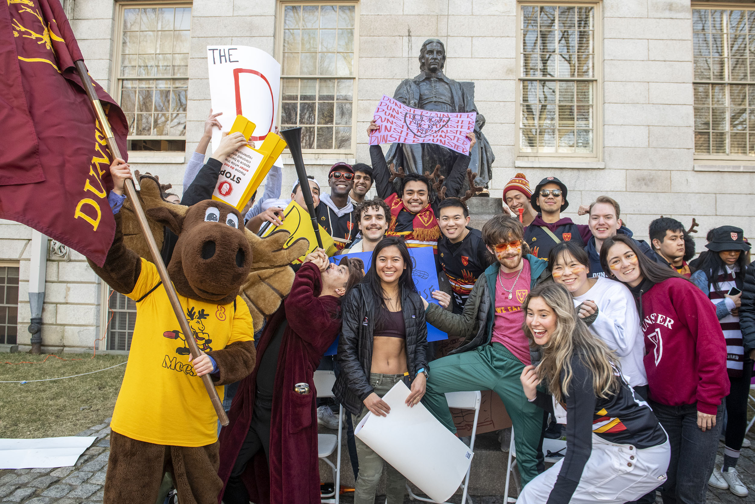 Scene in Harvard Yard was classic Housing Day — Harvard Gazette