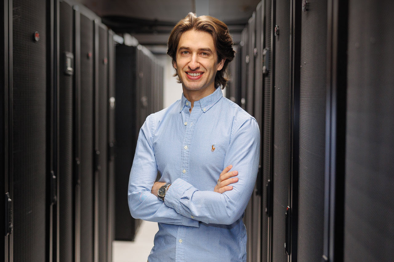 High Performance Computing cluster powers cutting edge research(022)