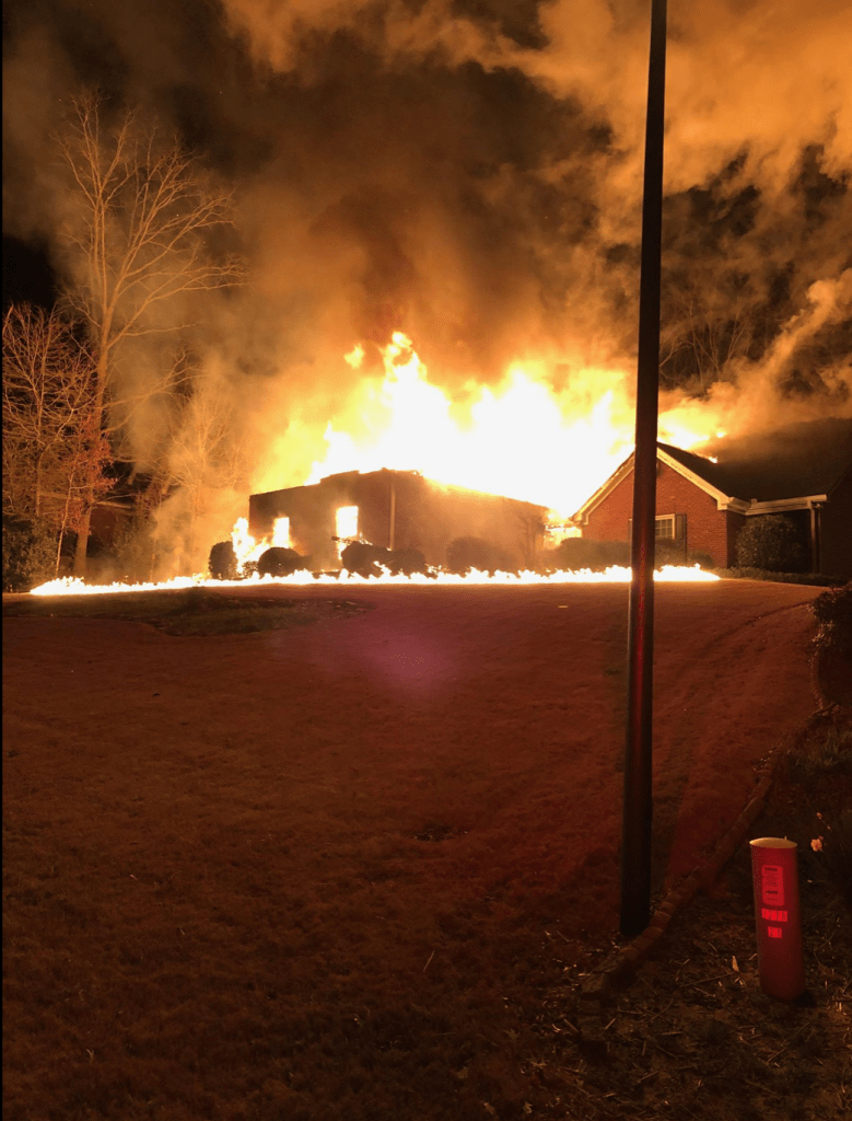 Breaking Dog alerts family to overnight house fire in Walton County