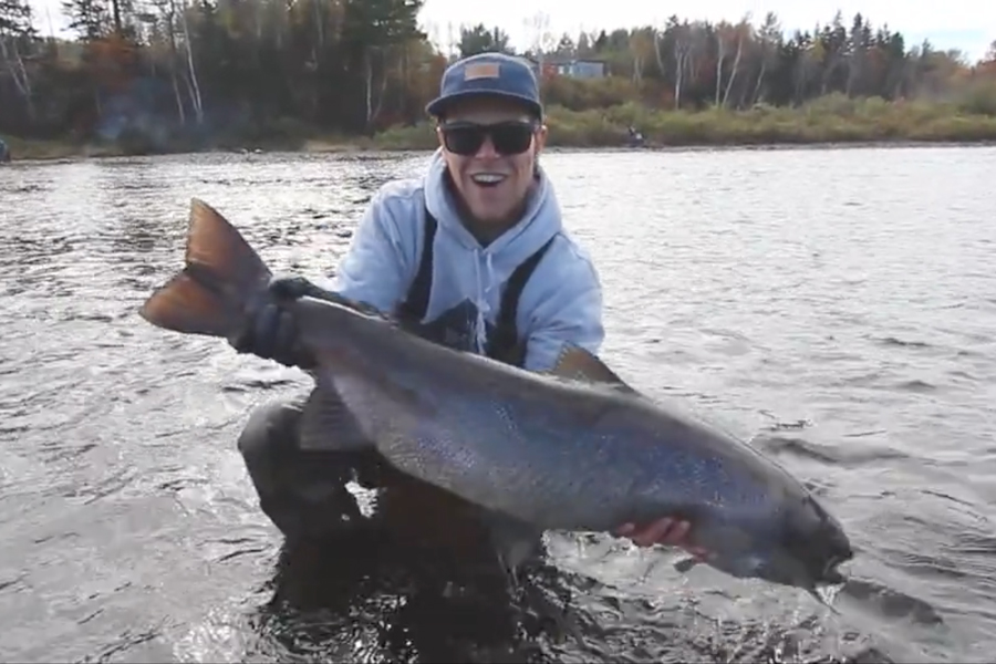 Classic Video Miramichi Atlantic Salmon in Fall Xpert Fly Fisher