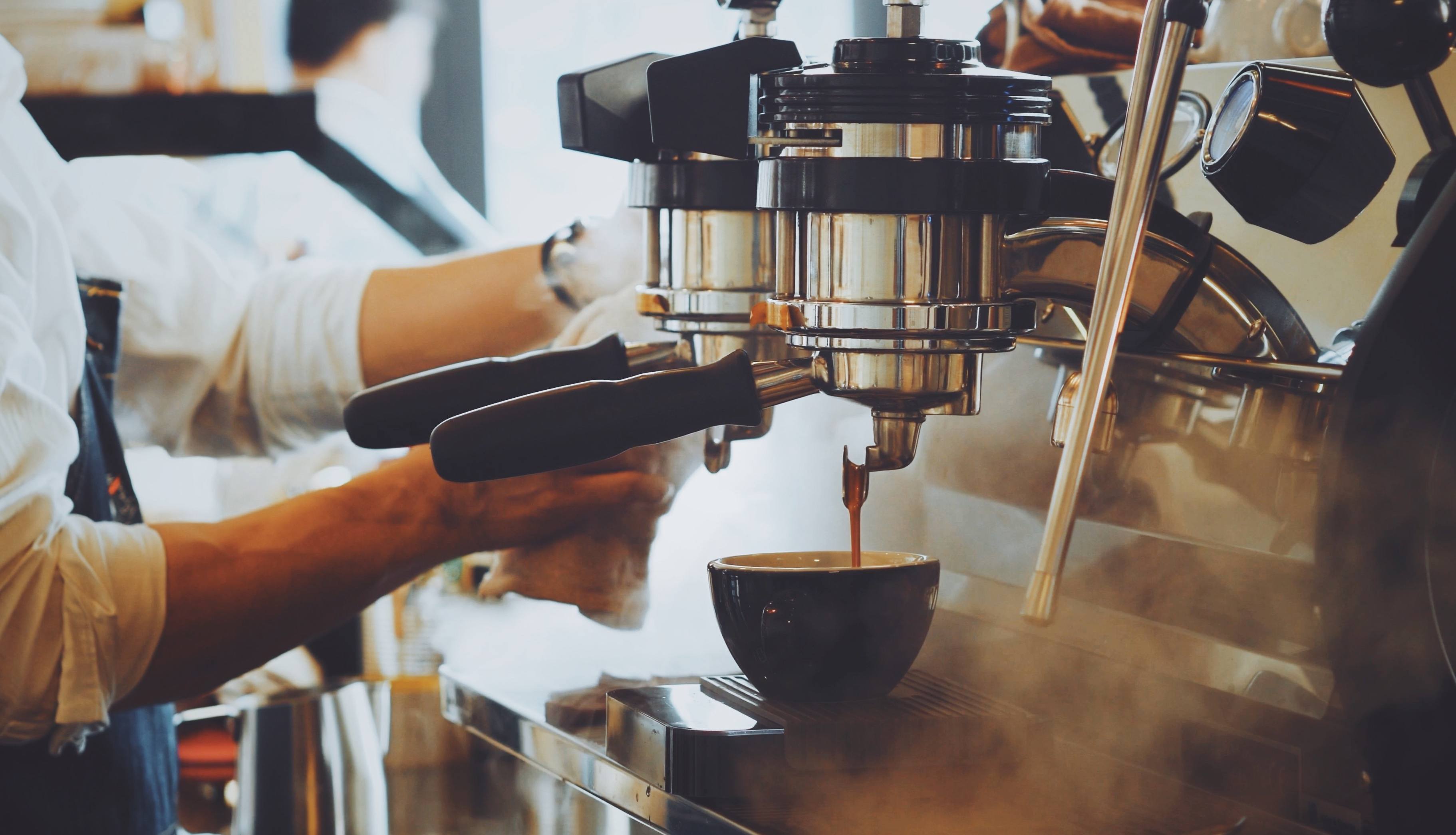 Daftar Perlengkapan Kedai Kopi Yang Dibutuhkan Untuk Mulai Bisnis Anda