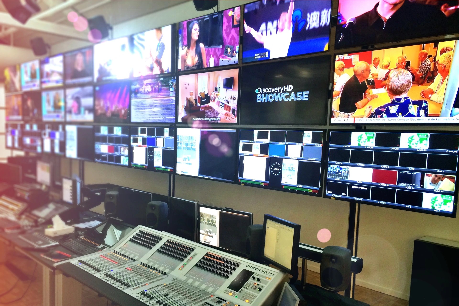 How Broadcast Media can Gain Back Viewers Like the Old Times