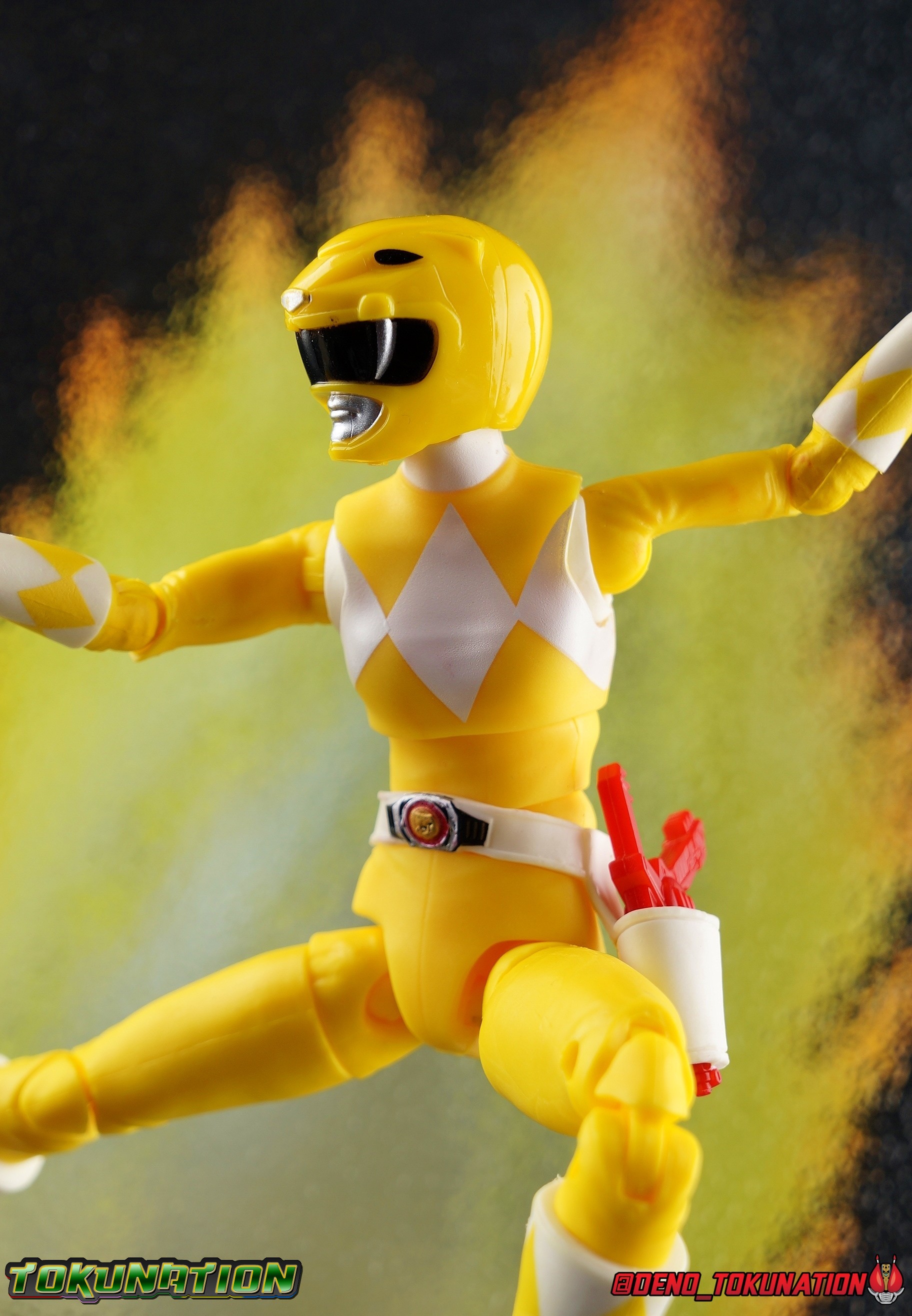 Power Rangers Lightning Collection Mighty Morphin Yellow Ranger Gallery