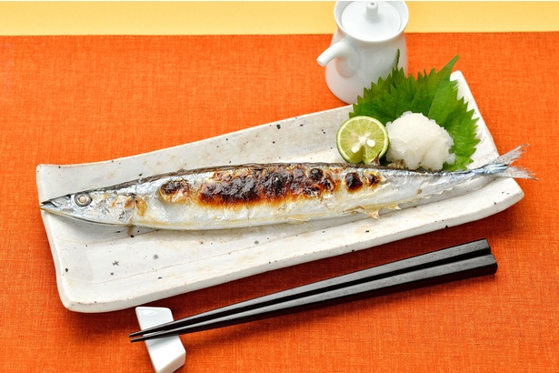 魚をひっくり返すのはマナー違反!? 意外と難しい“焼き魚”の正しい食べ方 NewsWalker