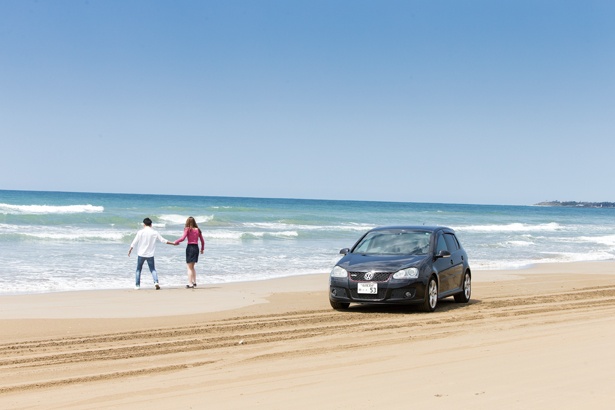 ＜画像1 / 7＞日本で唯一ここだけ！波打ち際を疾走できる千里浜なぎさドライブウェイ!!＜石川県＞｜ウォーカープラス