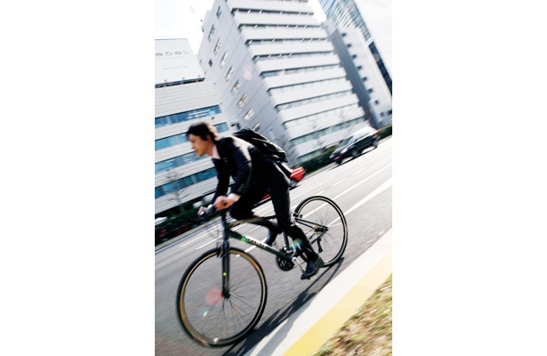 通勤 自転車 1 時間 englshbil