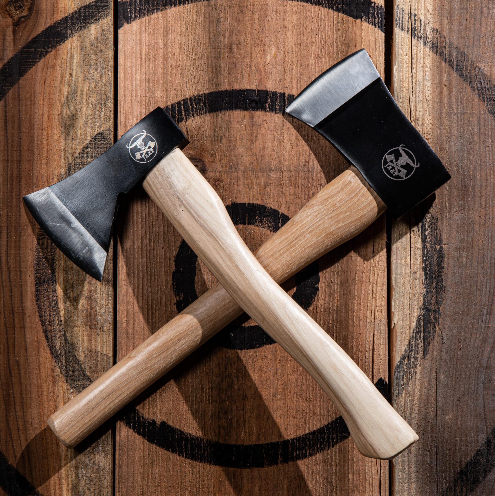 【斧投げオーナーになりませんか？】斧投げバーTHE AXE THROWING BAR®︎のライセンス加盟店の募集開始！：マピオンニュース