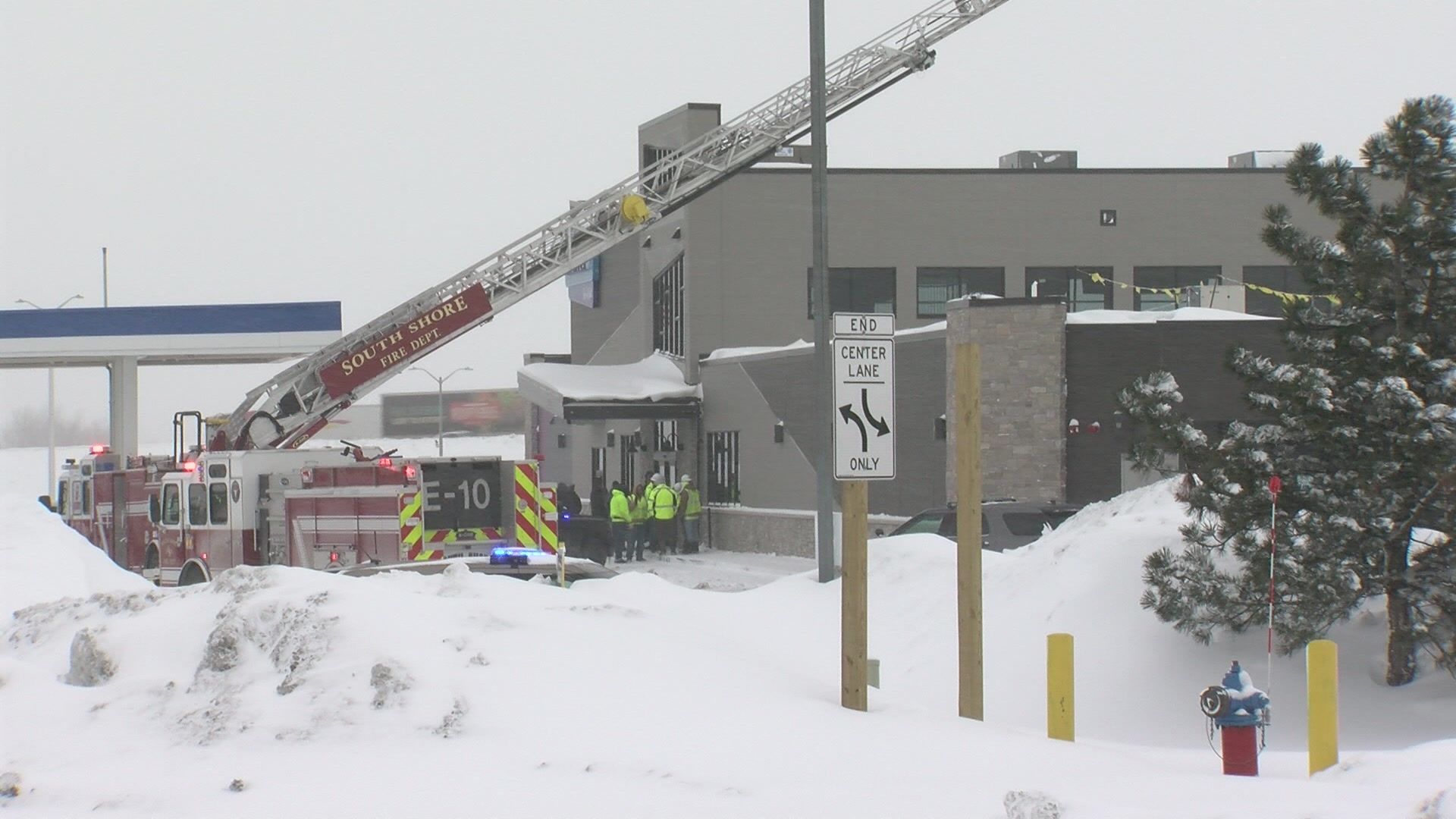 Roof collapses at gas station on Sylvania Avenue in Racine County