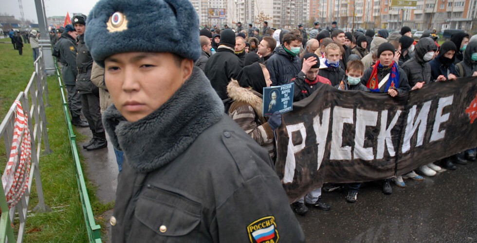 В Москве и СанктПетербурге дискриминируют представителей южных стран и