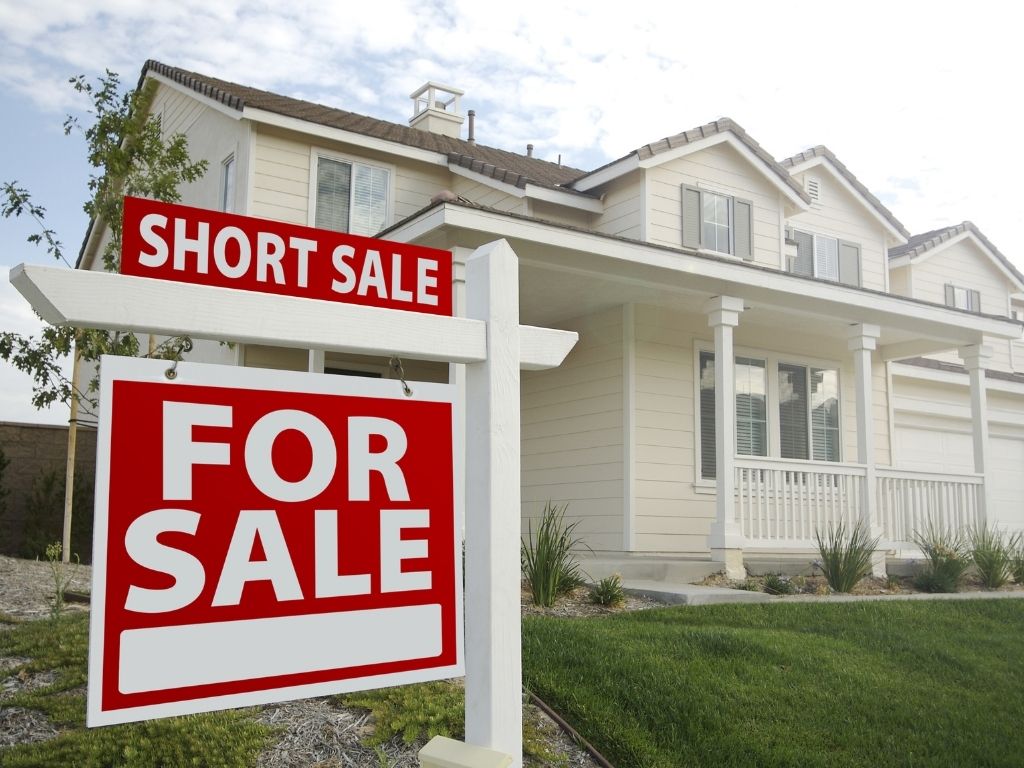 Pros And Cons Of Buying A Short Sale New Silver