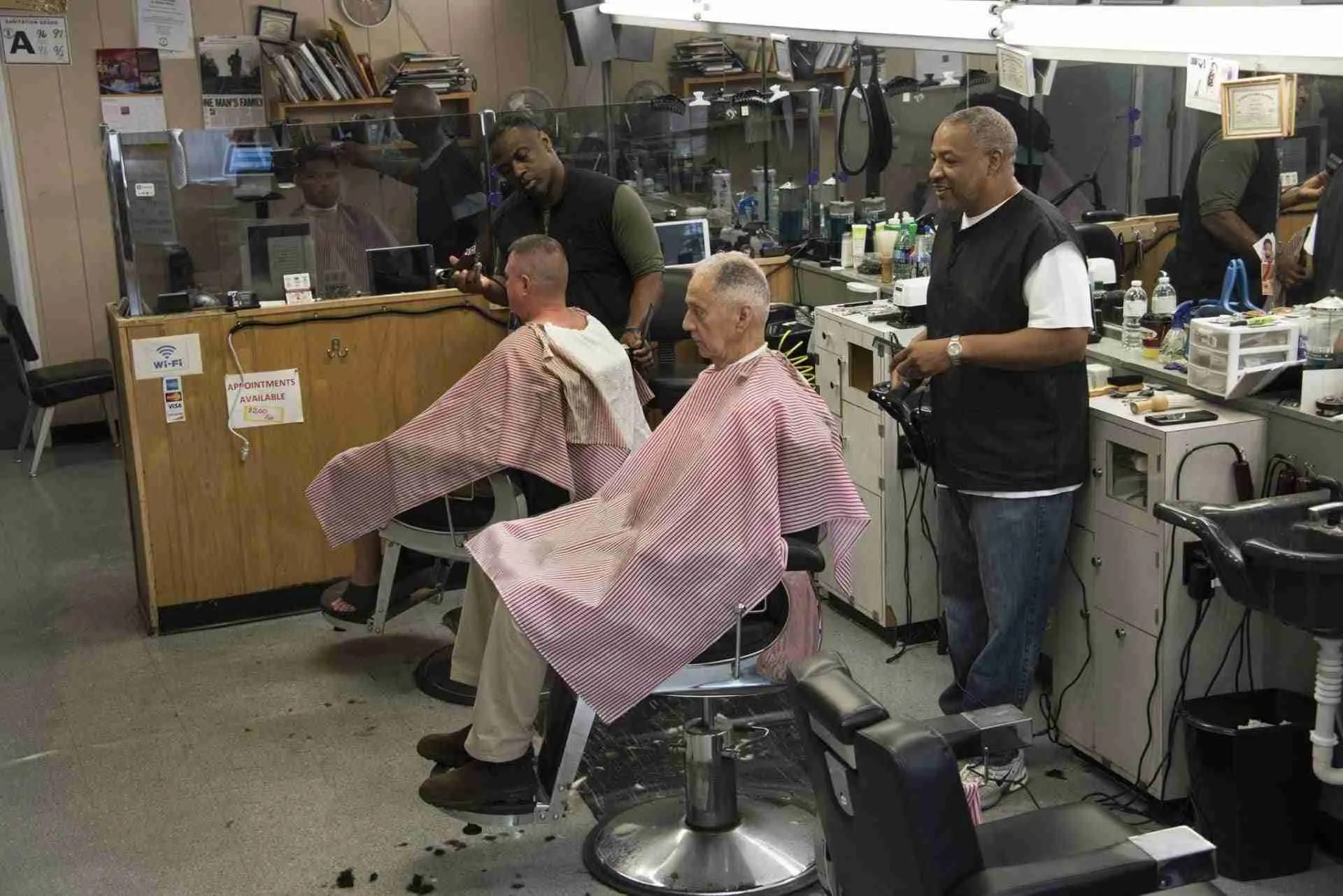 Raeford’s Barber Shop to Celebrate 25th Anniversary News of Davidson