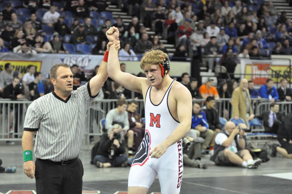 McMinnville's Barnes, Willamina's Howard win state titles