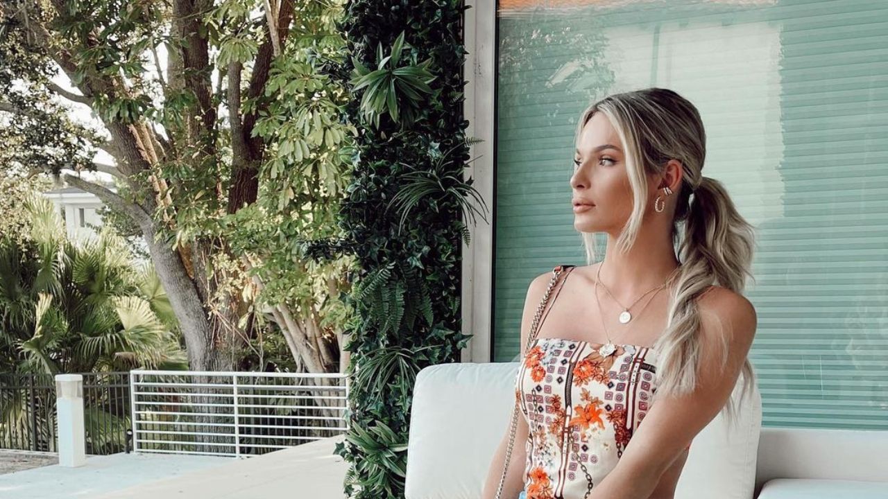 Juliette Porter and Her New Boyfriend, Clark Drum, Attended a Friend's(012)