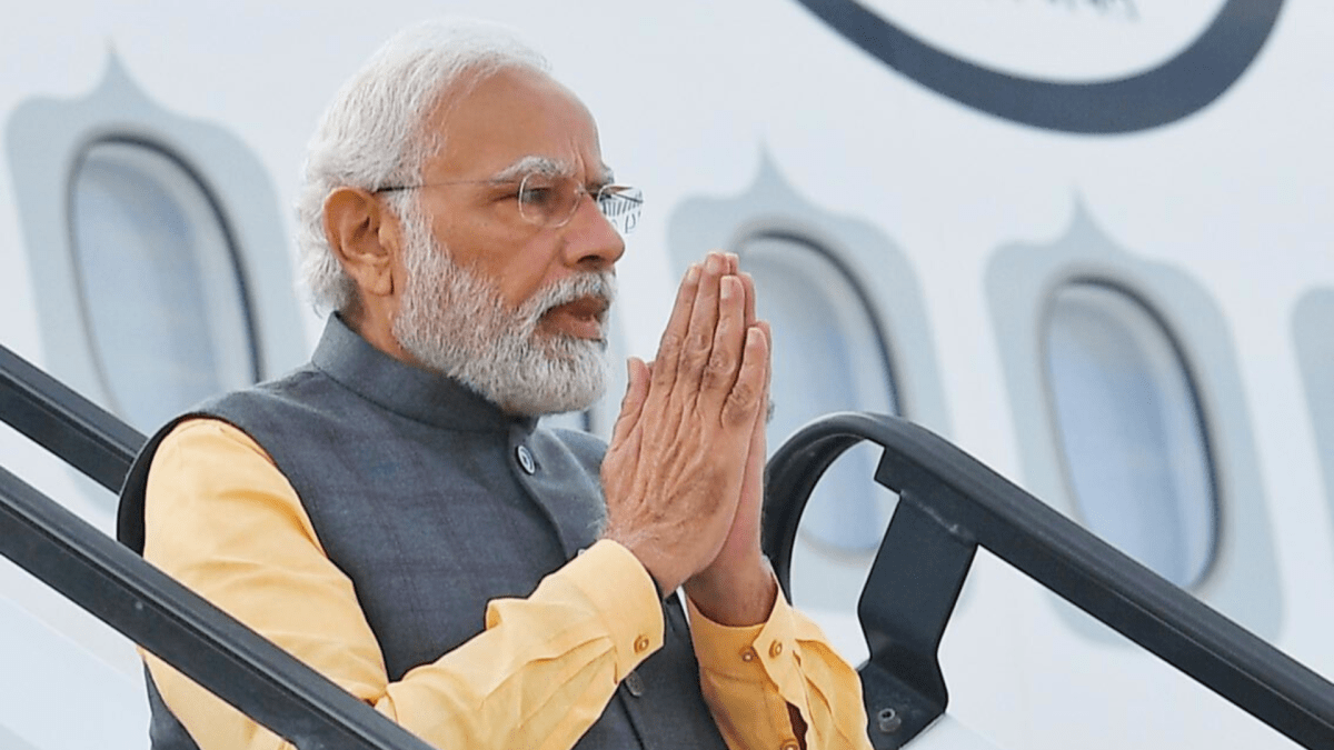 Mumbai traffic cops get ‘threat to Modi’ message on WhatsApp helpline