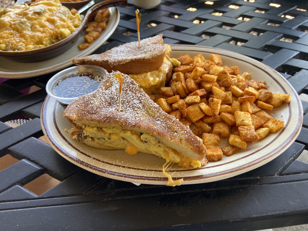 Breakfast Restaurants near me in LasVegas, Top 10 breakfast places 2021
