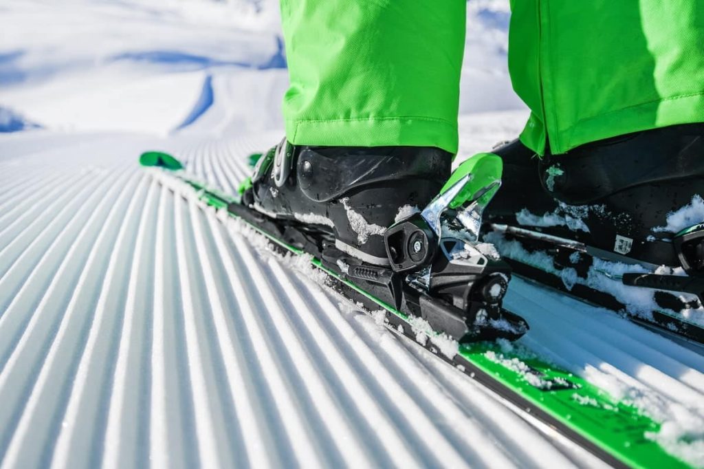 How Do You Find The Centre Line Of A Ski to Mount Bindings? New To Ski