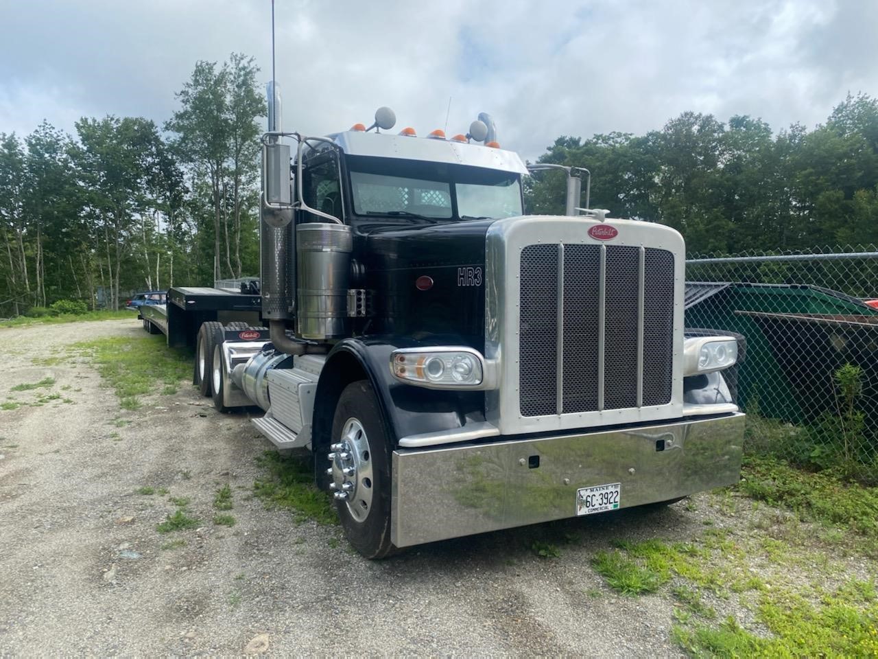 Used tow truck for sale 2015 Peterbilt 388 Tow Truck for Sale