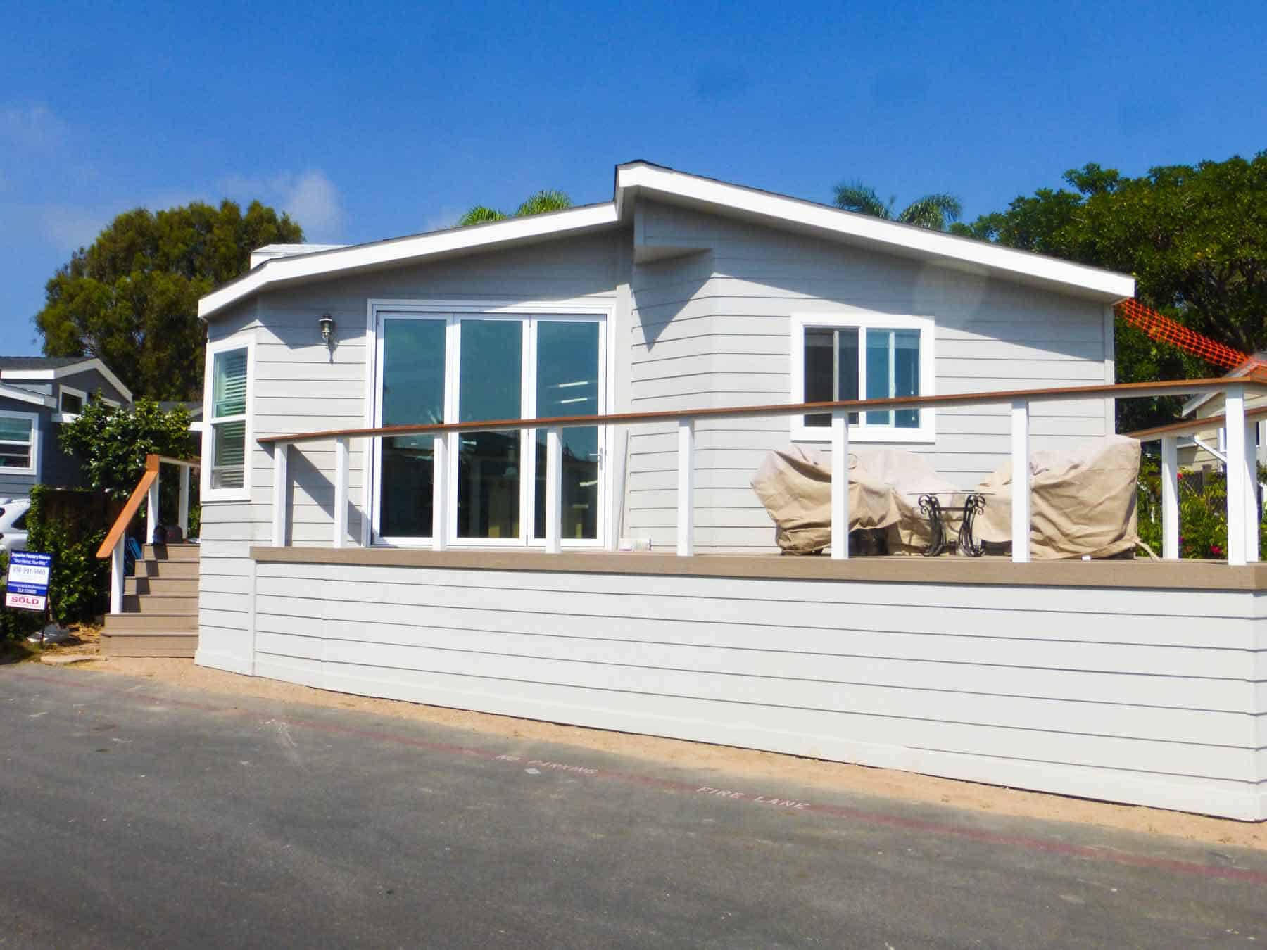 Zuma Beach Home A Blend of Traditional and Contemporary Design