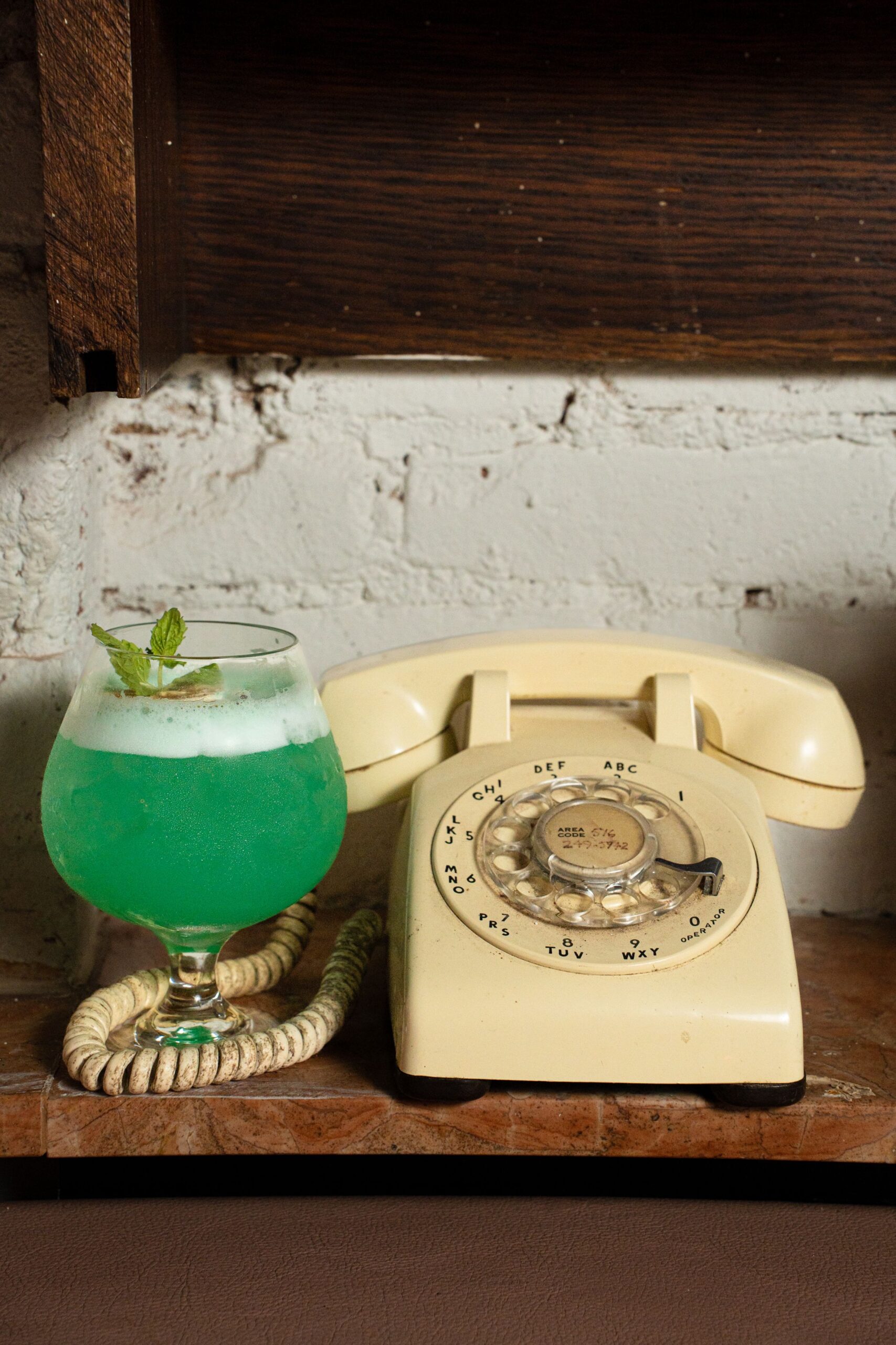 12 TASTY Bars in Tribeca (You'll Keep Coming Back To!)