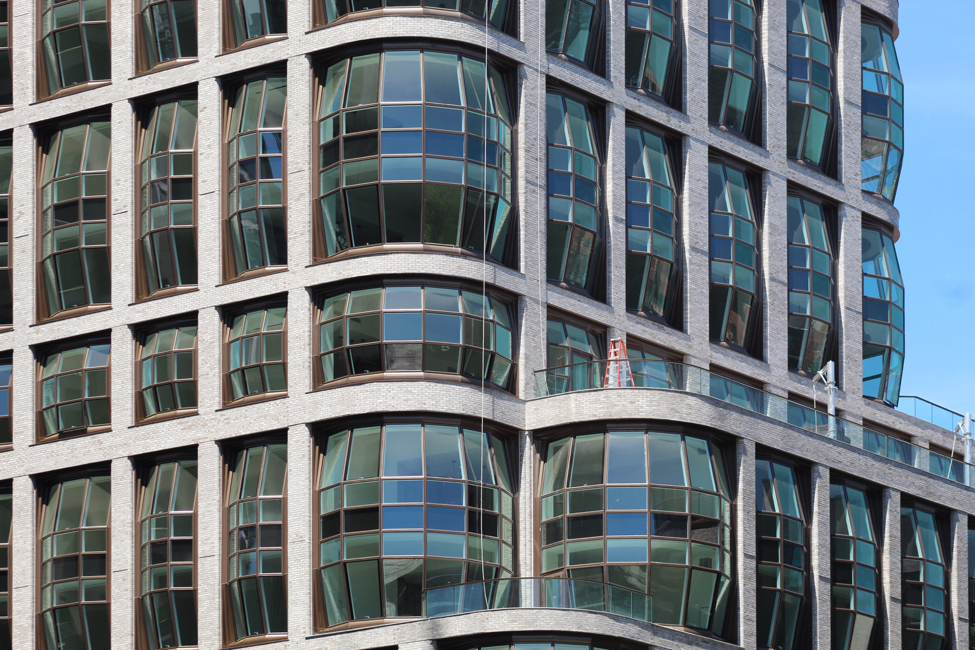 Thomas Heatherwick's Lantern House Completes Construction at 515 West