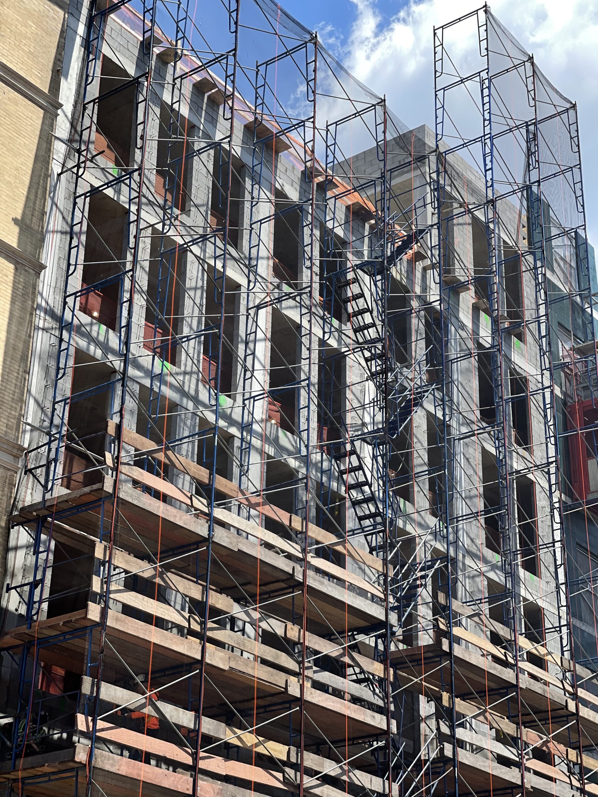 144 Barrow Street Tops Out in West Village, Manhattan New York YIMBY