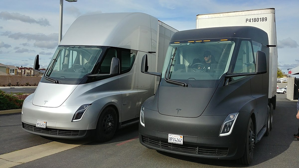 Tesla Semi truck should start production in 2019