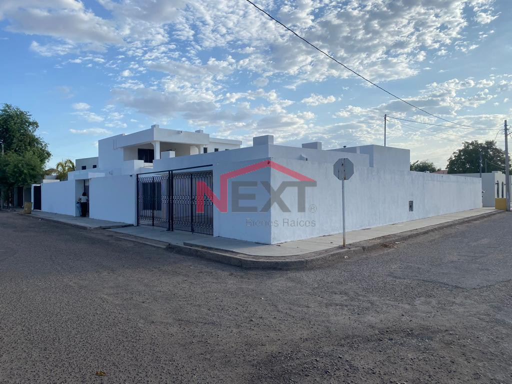 Casa en Venta en Heroica Caborca , Los Jardines, , 4 recámaras, 3.0