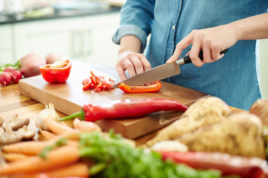 8 Healthy Cooking Tips to Help You Cook Your Own Healthy Food Next
