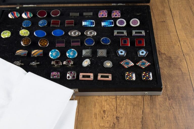 The History of Cufflinks and How to Wear Them [2024 Guide]