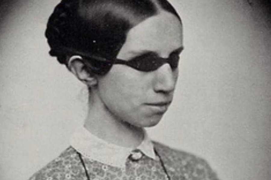17 Famous Blind People Who Have Made Their Mark
