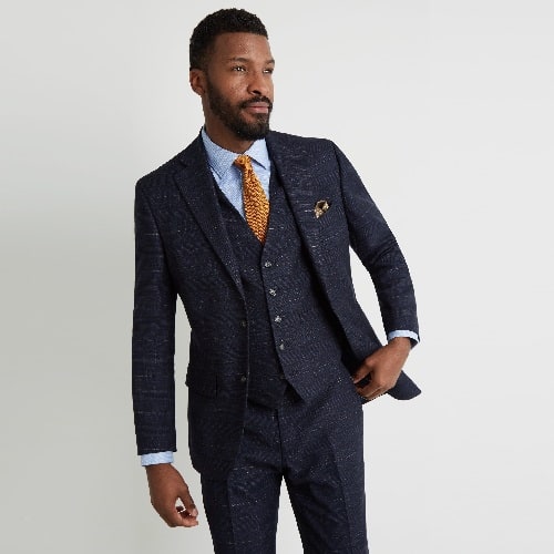 10 Best Business Suit Brands for Office Workers [2024 Guide]