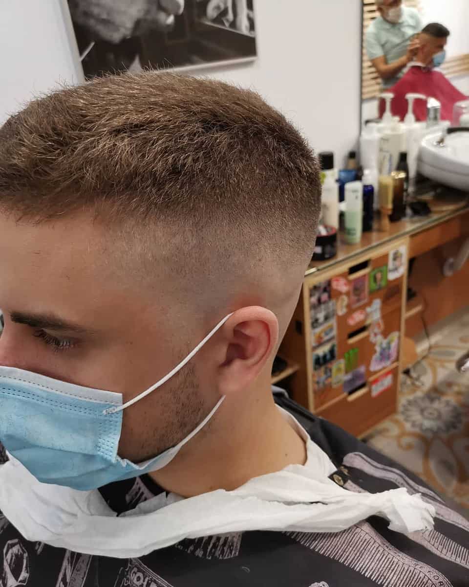 11 Awesome Razor Fade Hairstyles for Men