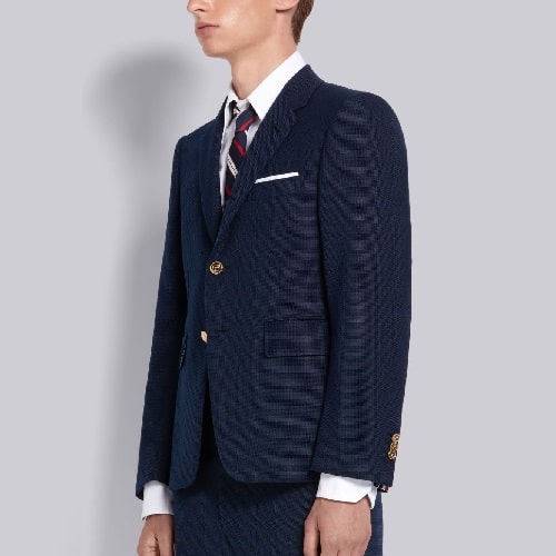 10 Best Business Suit Brands for Office Workers [2024 Guide]