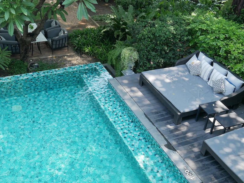 Elegant and Durable Swimming Pool Tile Ideas for Your Home