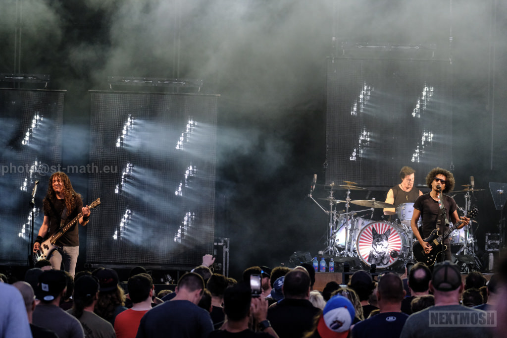 Korn, Alice in Chains & Underoath at Jones Beach Theater (photos