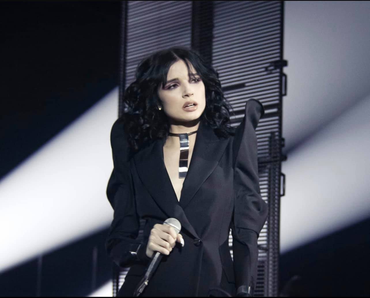 Poppy performs “Eat” at 2021 Grammy Awards NextMosh