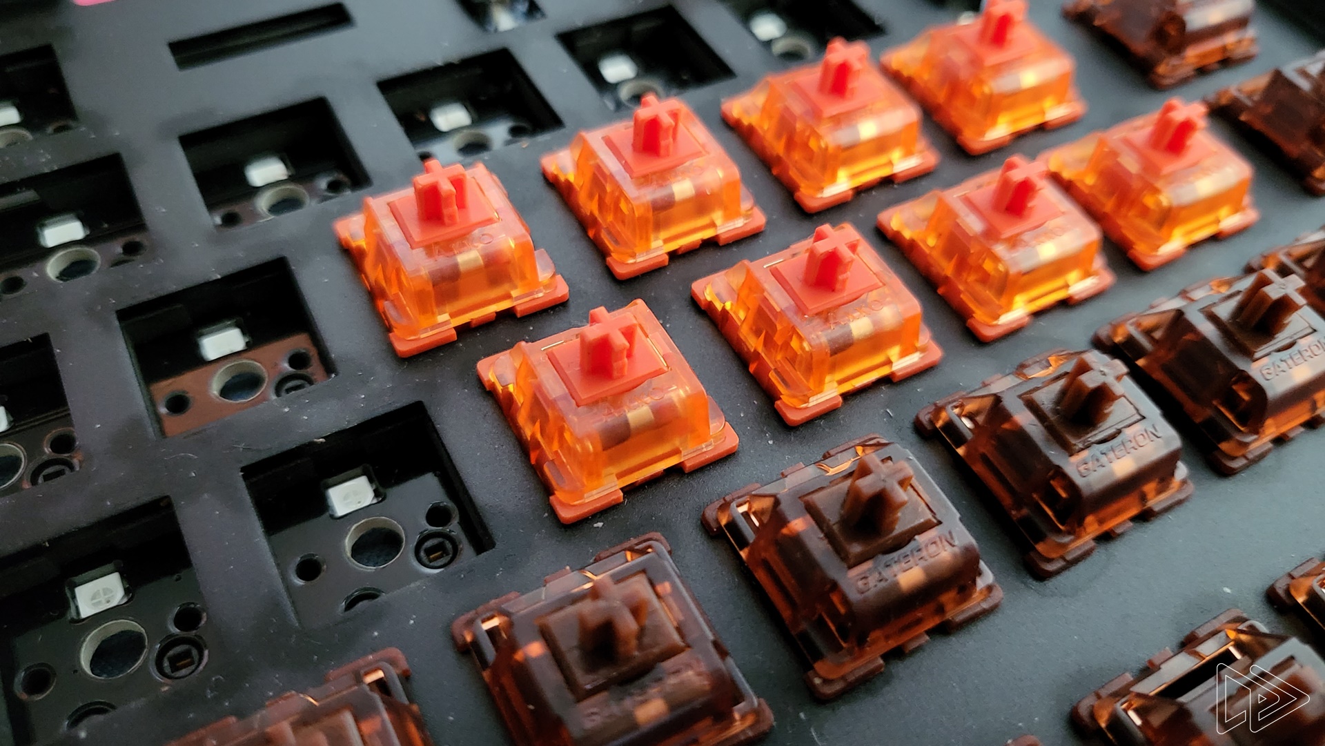 Custom Keyboard How to Remove Switches With a Switch Puller? Nextrift