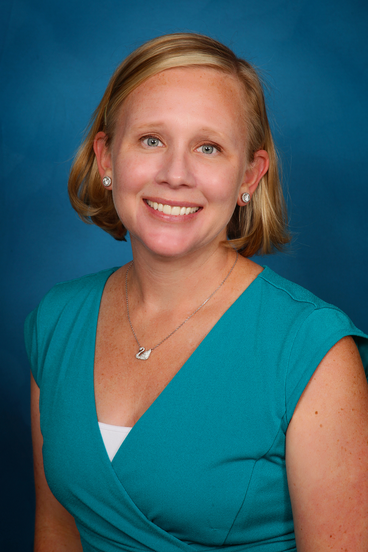 Elizabeth (Lisa) Swanson, MD Next Steps in Dermatology