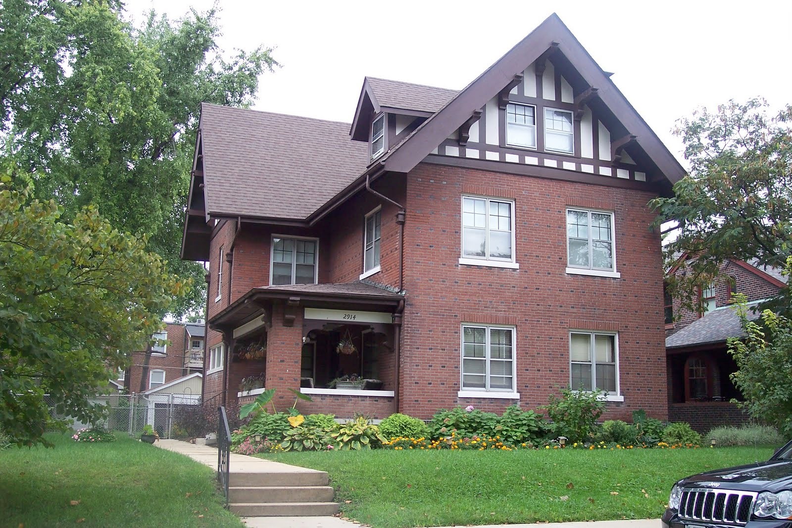 Groth Guide to Compton Heights NextSTL